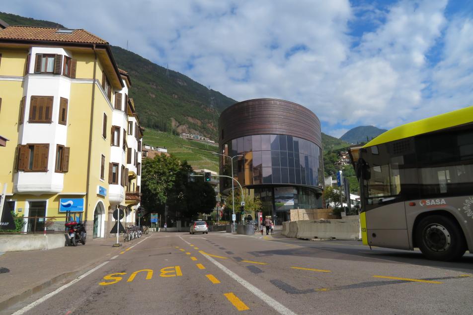 Hotels Ritten Seilbahn Talstation Bozen Stadt Südtirol Italien Zentrum