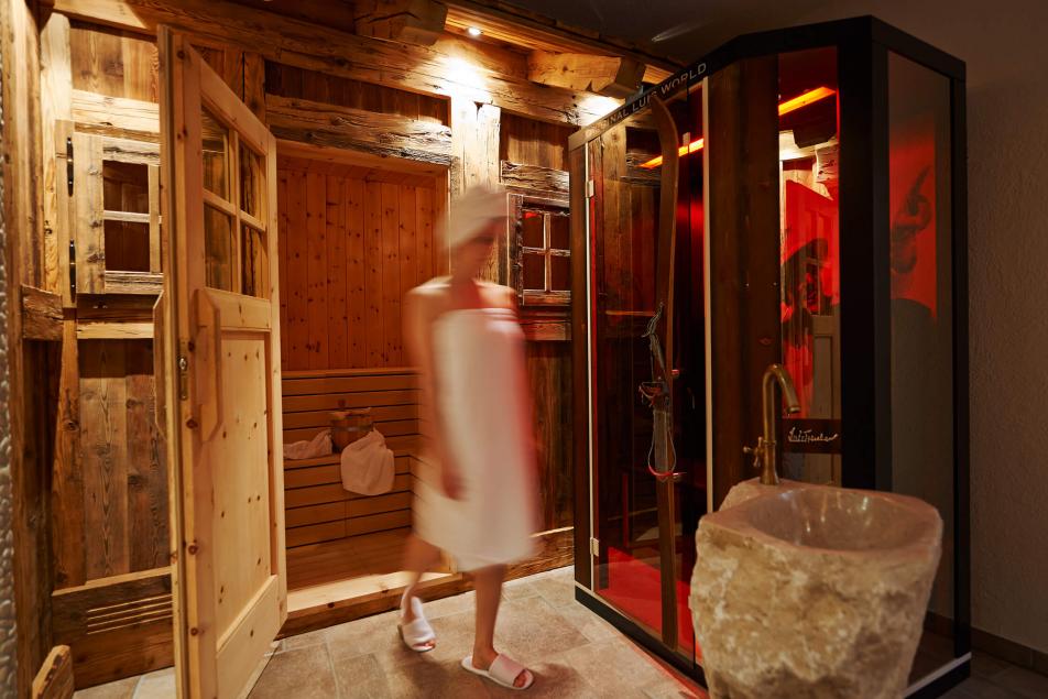 Spa Dolomiti Sauna Legno Aroma Benessere